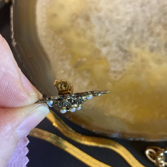 Vintage Dainty small pin brooch dark silver w milk glass beaded - Picture 9 of 12